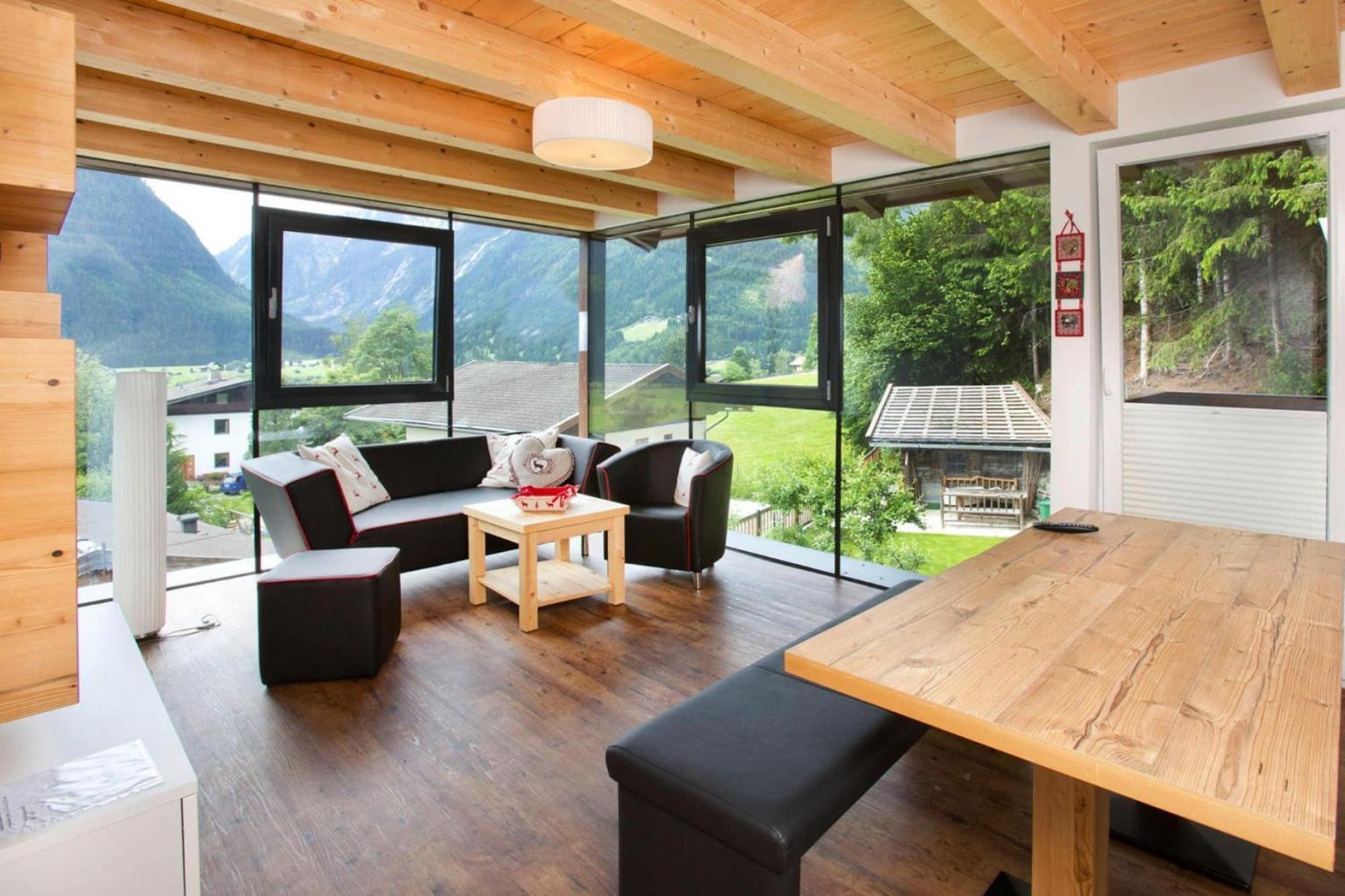 Apartment In Neukirchen With A Balcony Нойкирхен-ам-Гросфенедигер Экстерьер фото